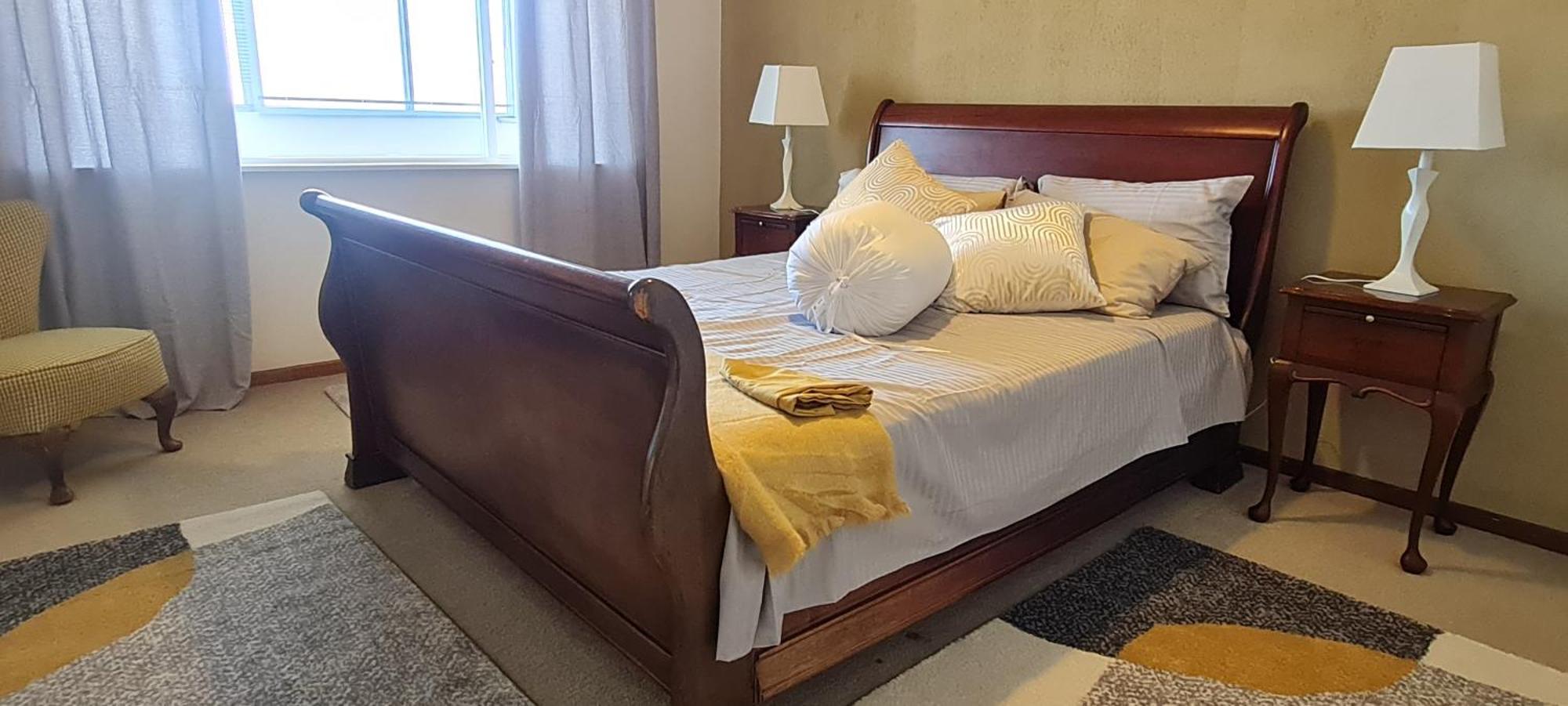 Valley View Apartment